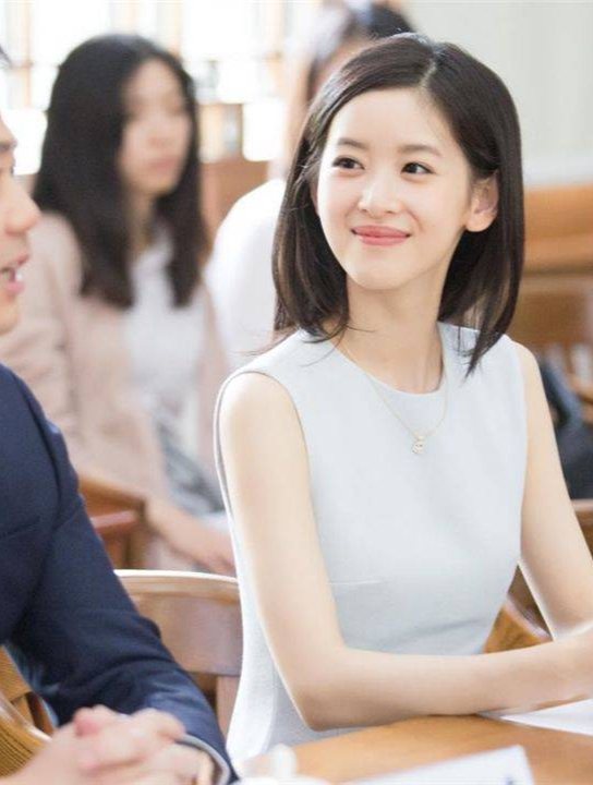 章泽天甘愿只做幕后小娇妻,刘强东却此次让她下不来台