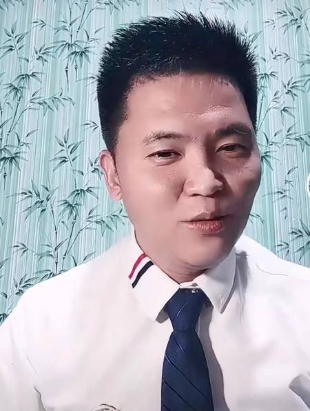 海波要带大家去看缅甸五米高的边境大墙2-度小视