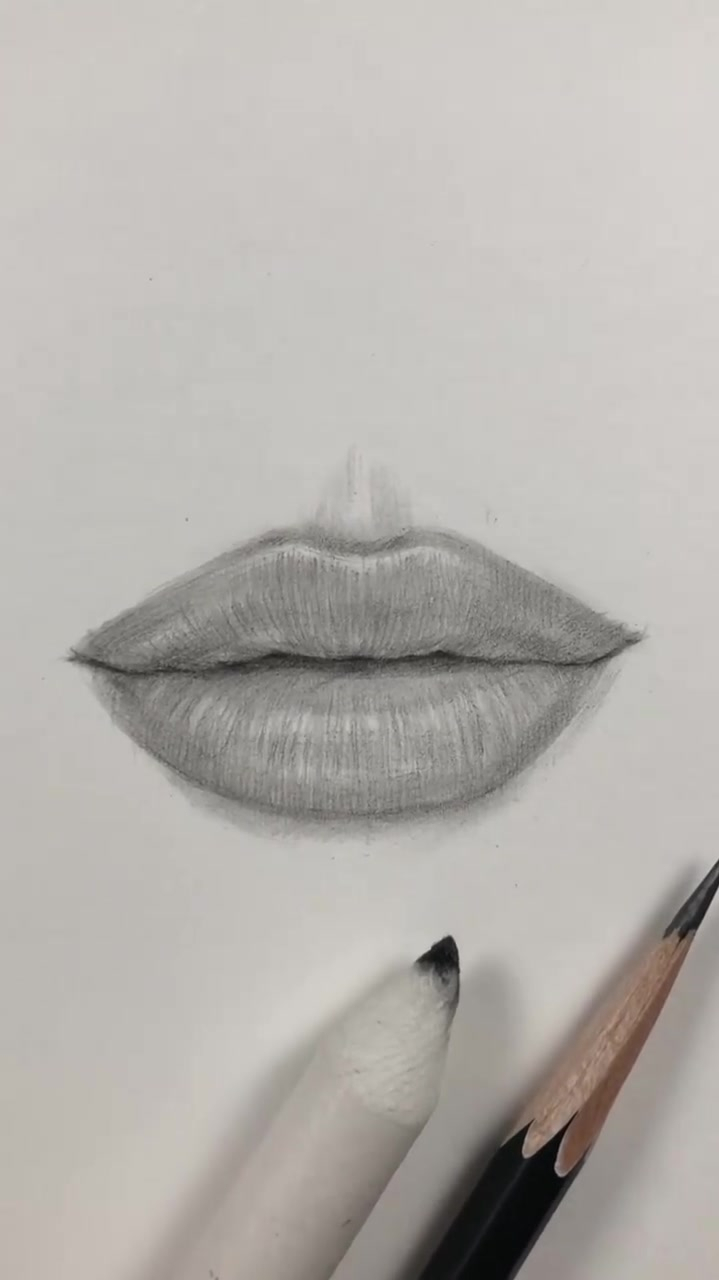 素描技巧,教你一个简单画嘴唇的方法