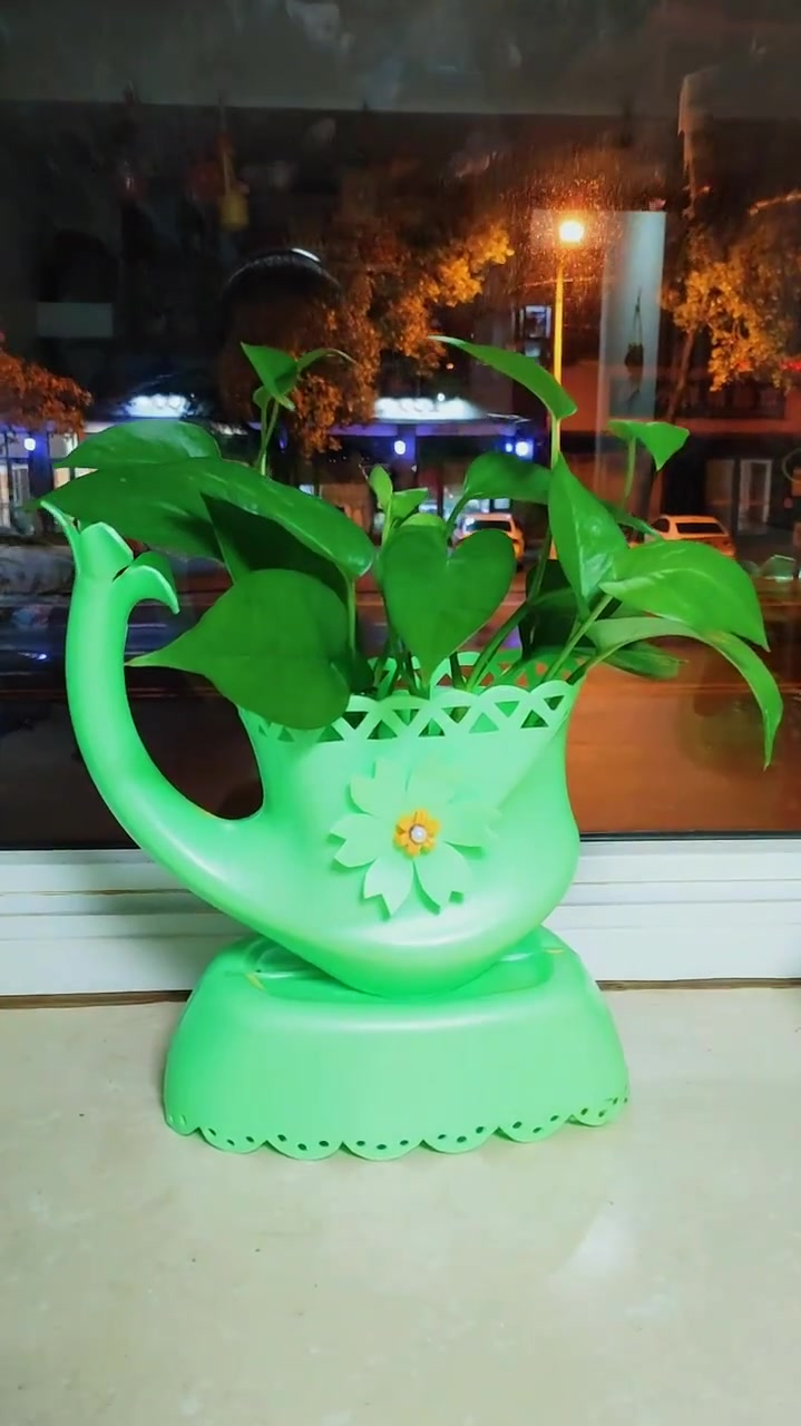 手工花盆,变废为宝,我就是玩了一个洗衣液瓶而已