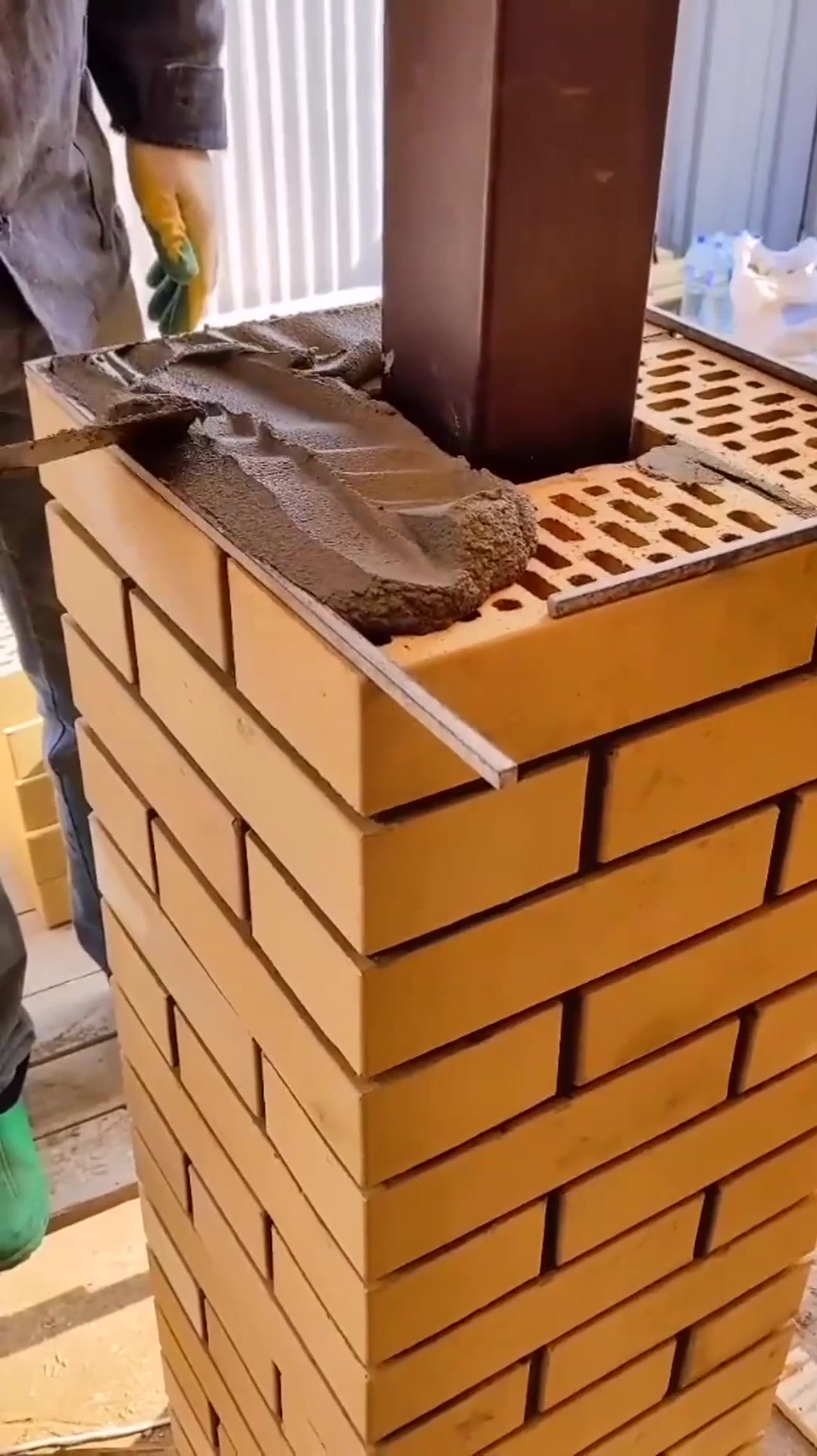 砌砖砌成这种境界,已经不是技术问题了,直接上升到艺术