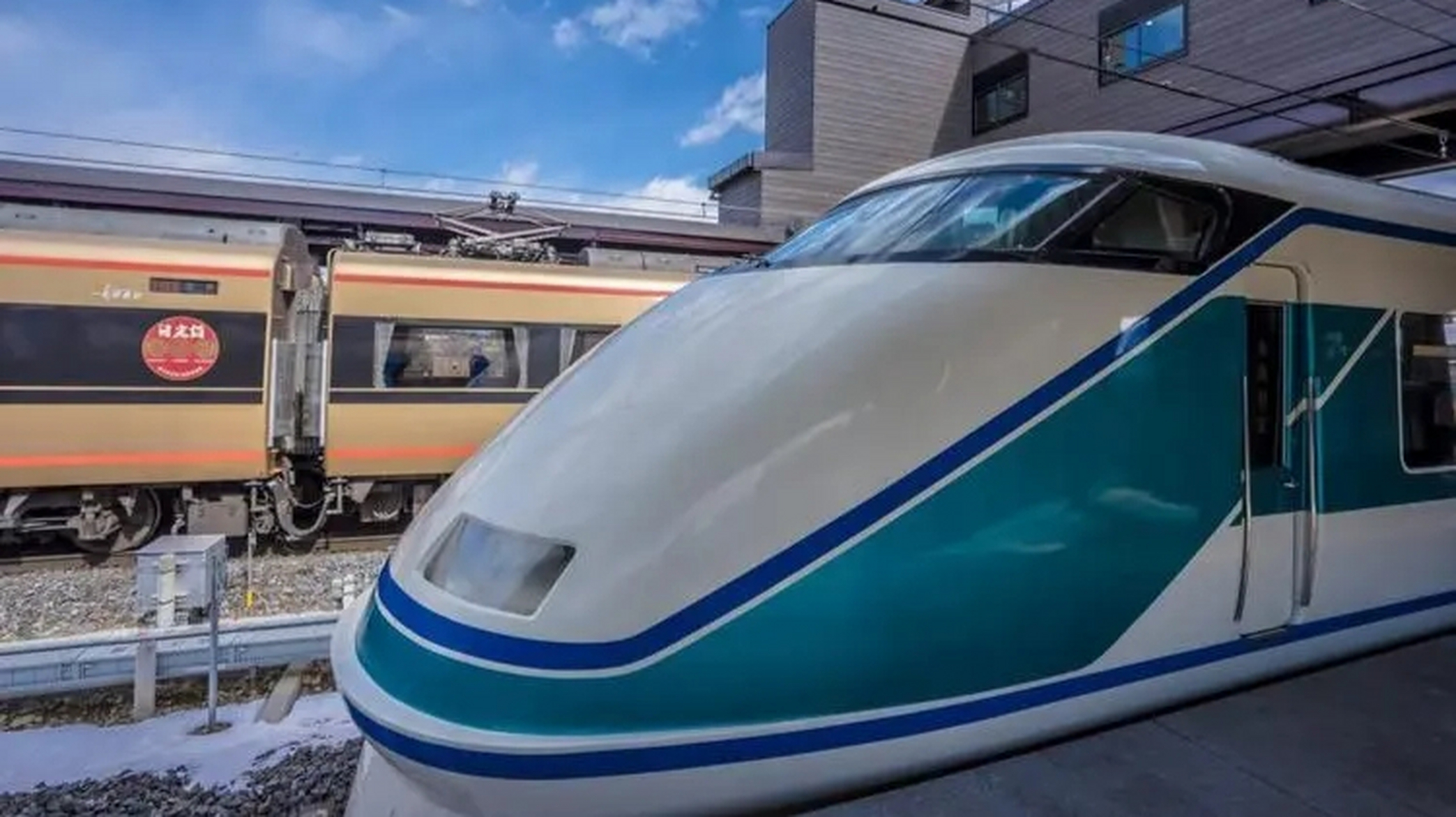 火车t开头代表特快列车,具有速度快,停靠站少,设施齐全,服务优质等