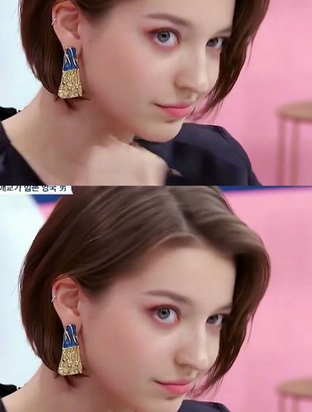 安吉丽娜丹妮洛娃是上帝的炫技之作吧!美到窒息的仙女姐姐!-度小视