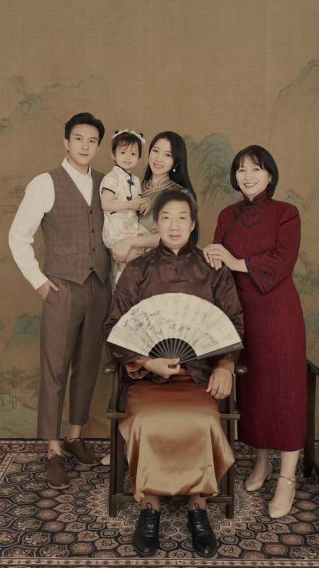 全家福vlog|祖孙三代终于有合影啦-度小视