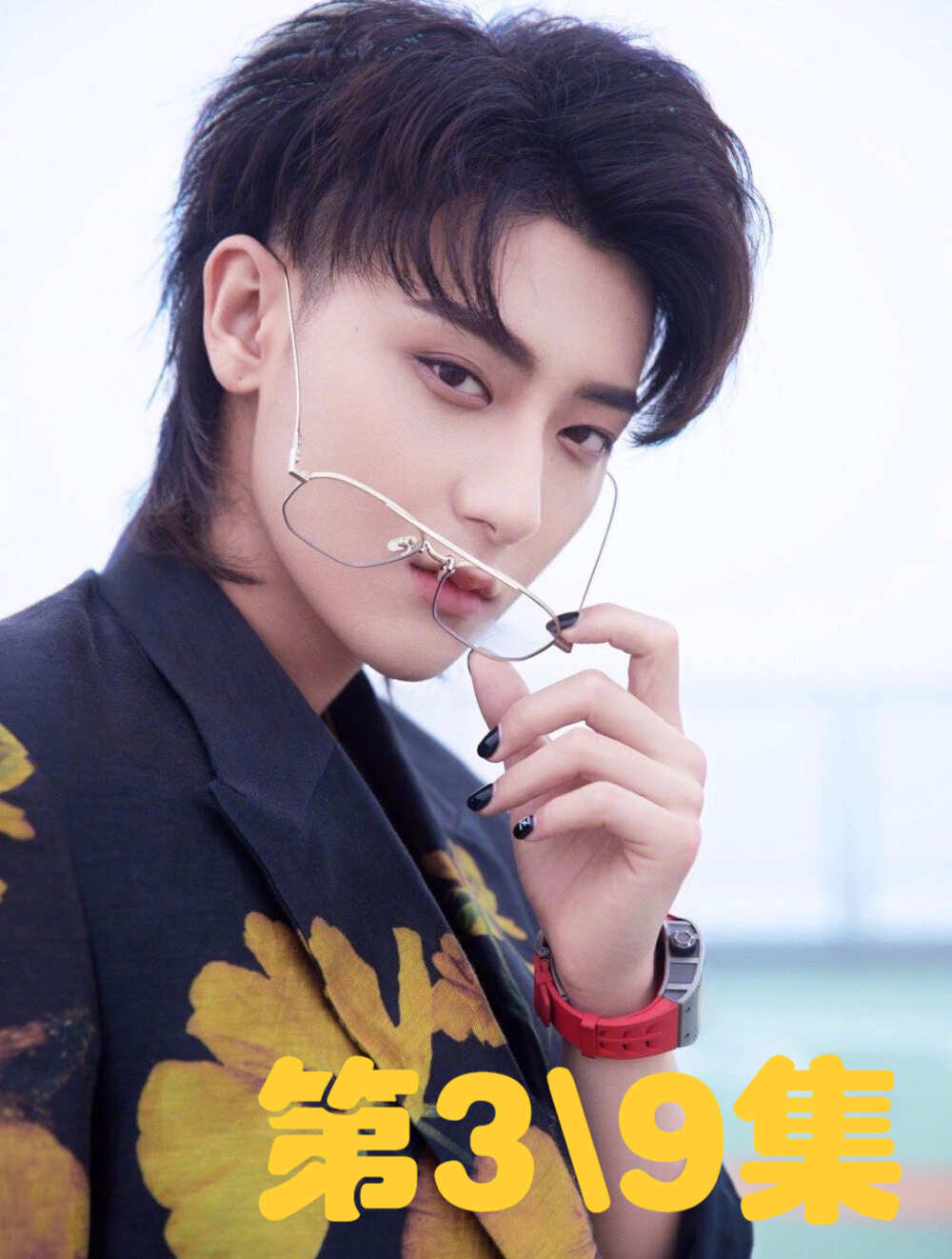 内娱勇士黄子韬:身价不输王思聪却贴钱带货,痛批娱圈乱象-度小视