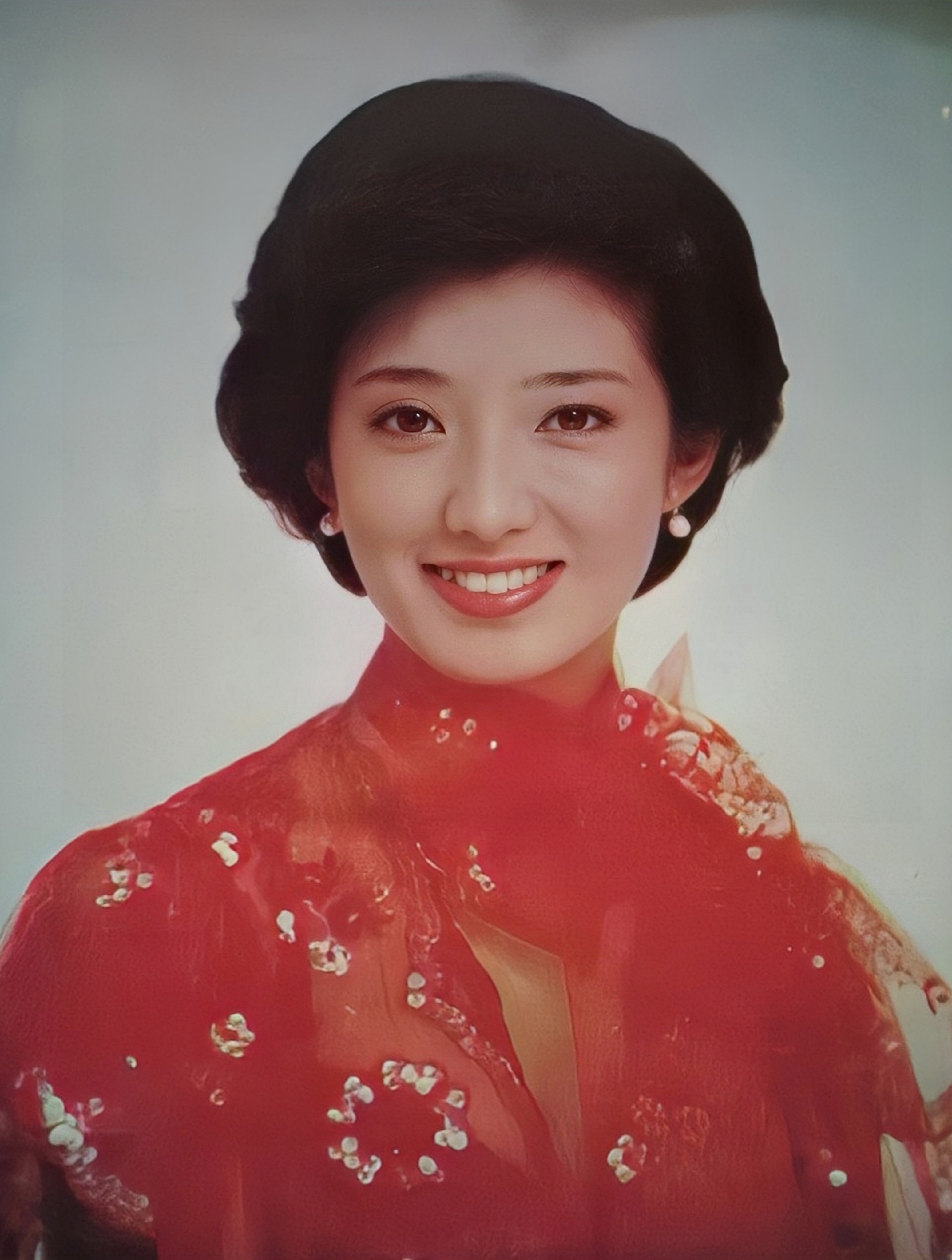 巩俐,山口百惠,赵雅芝和张子枫,到底谁像谁