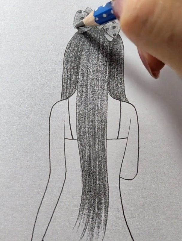 画蝴蝶结女孩背影,是你喜欢的型吗 简笔画 一起学画画-度小视
