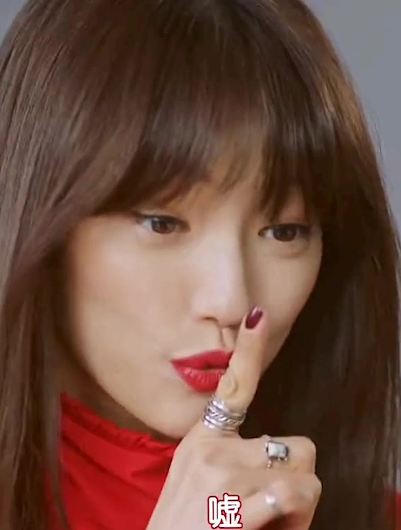 三神奶奶对恩卓真的很好,送她菠菜-度小视