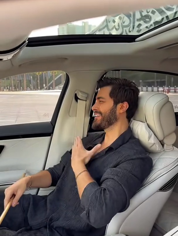 迪拜大胡子帅锅多财多亿也就算了颜值还这么高