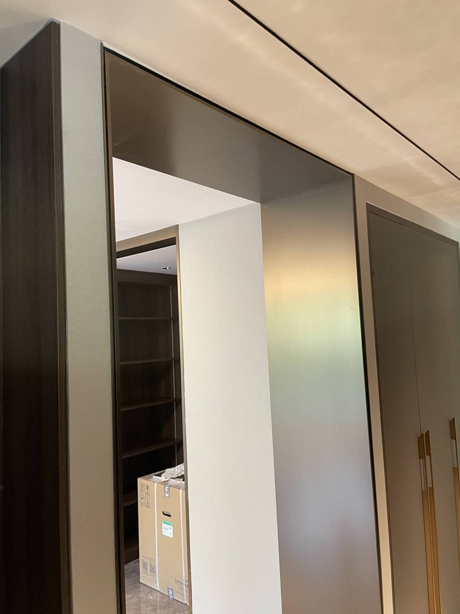 家装不锈钢门套的运用