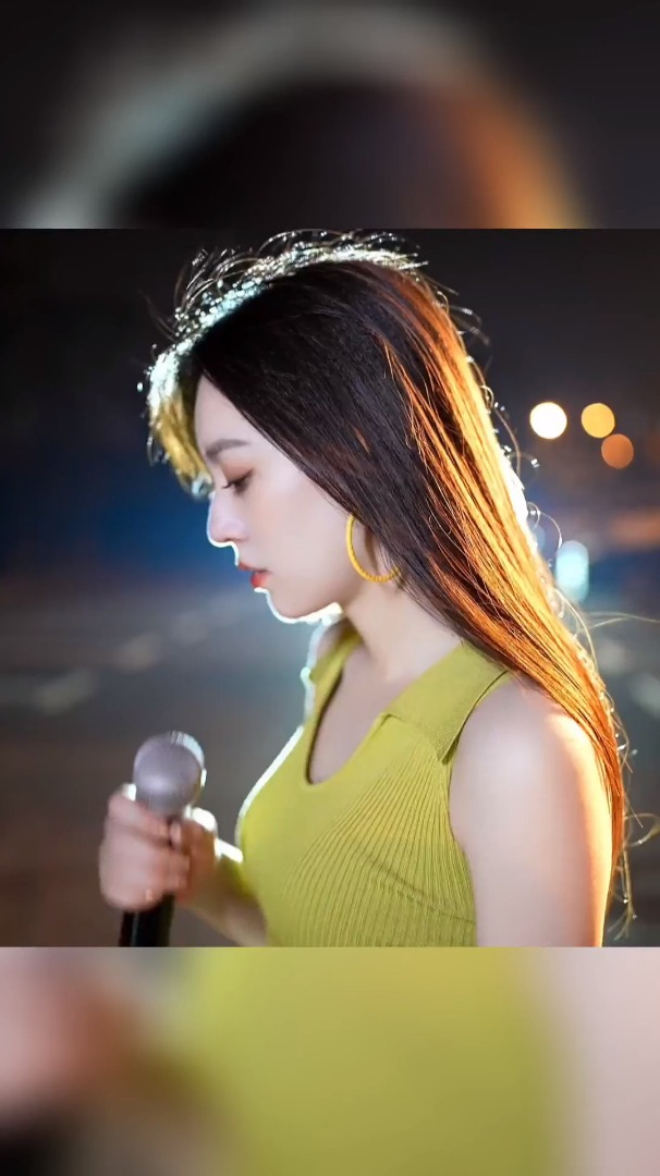 网红歌手唐艺演唱歌曲《时间都去哪了》-度小视