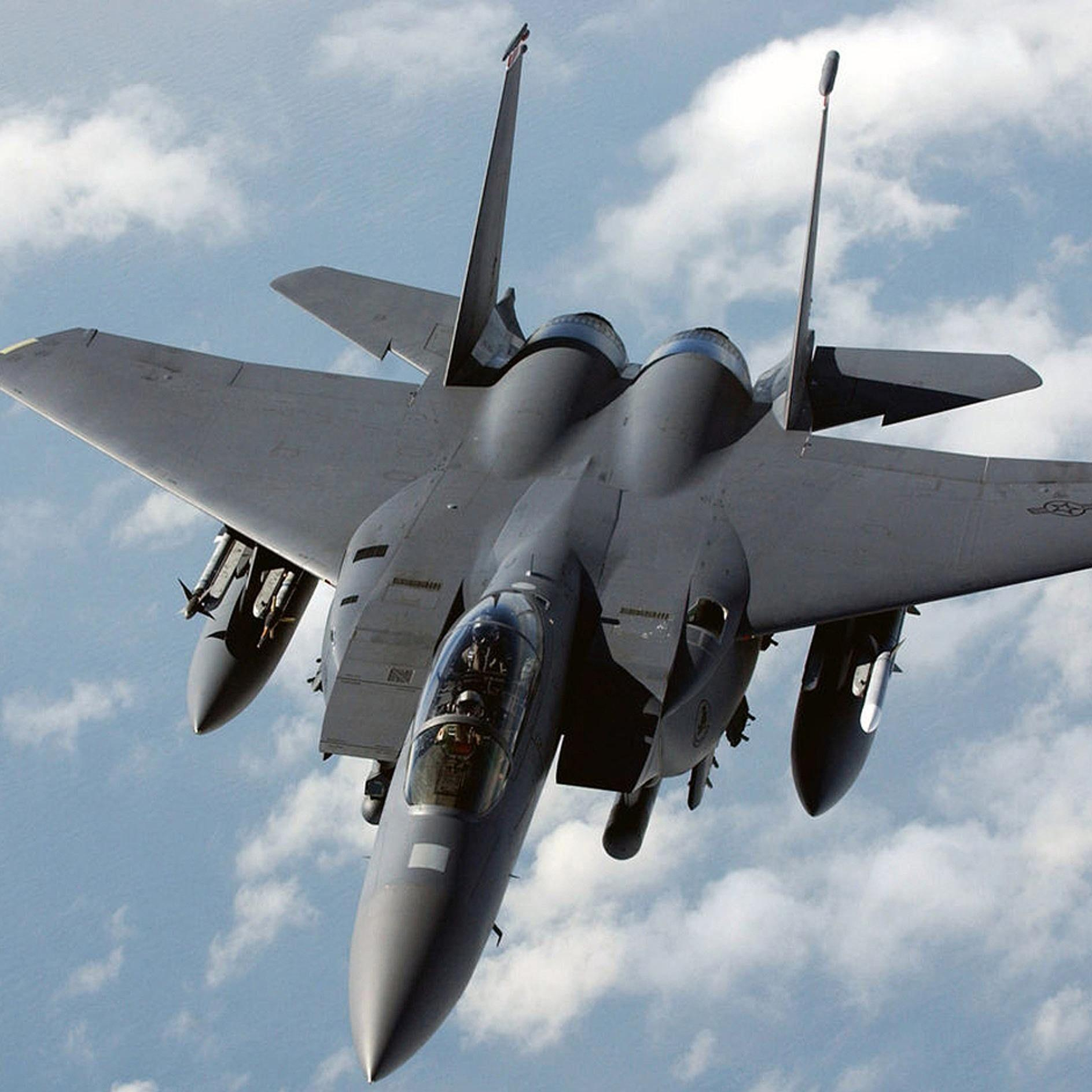 f-15鹰式战斗机,美利坚之鹰的辉煌历程,服役至今未尝败绩