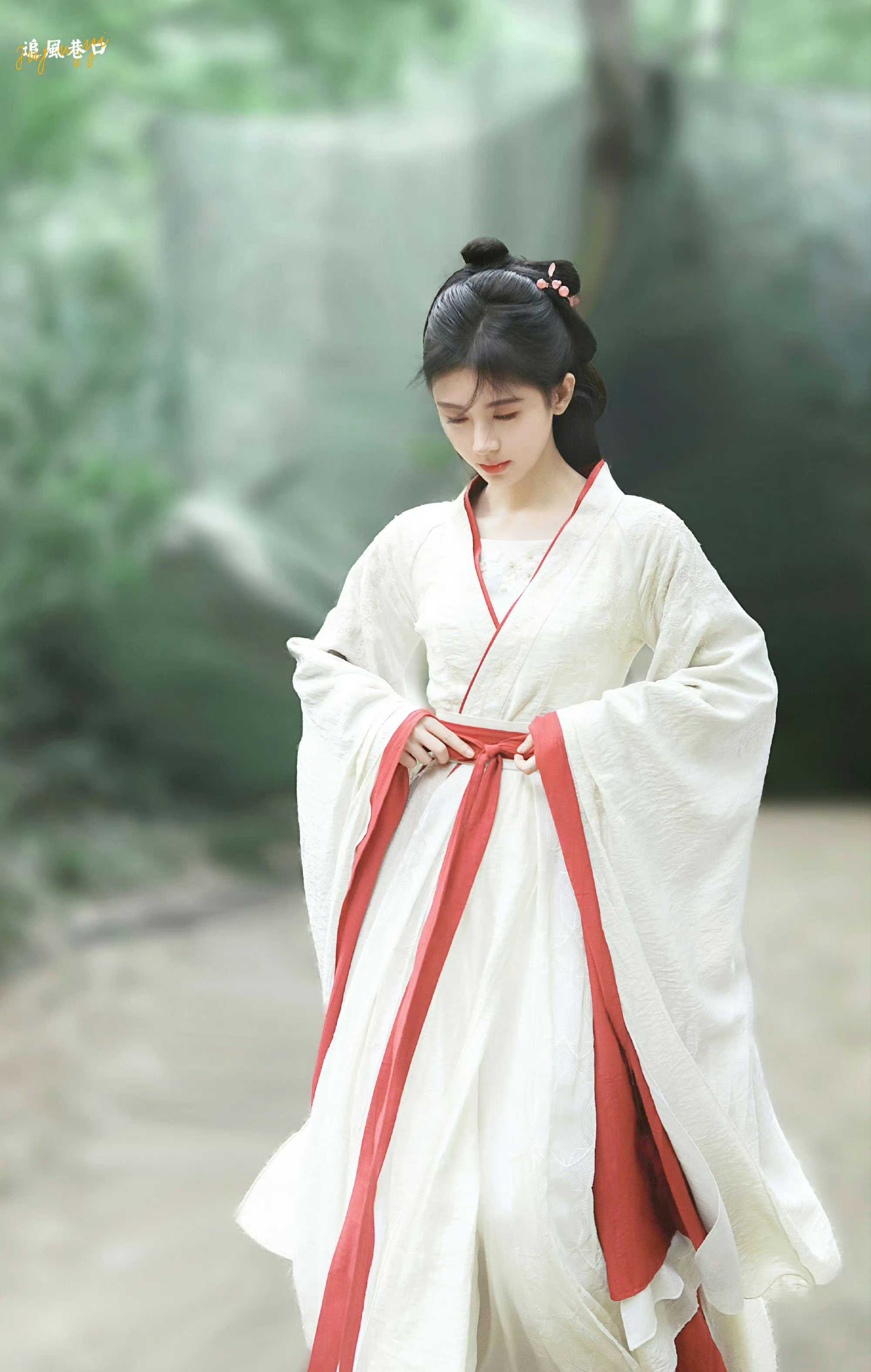 素雅风的古装造型也太美了吧,简直是女演员们的"颜值高峰"