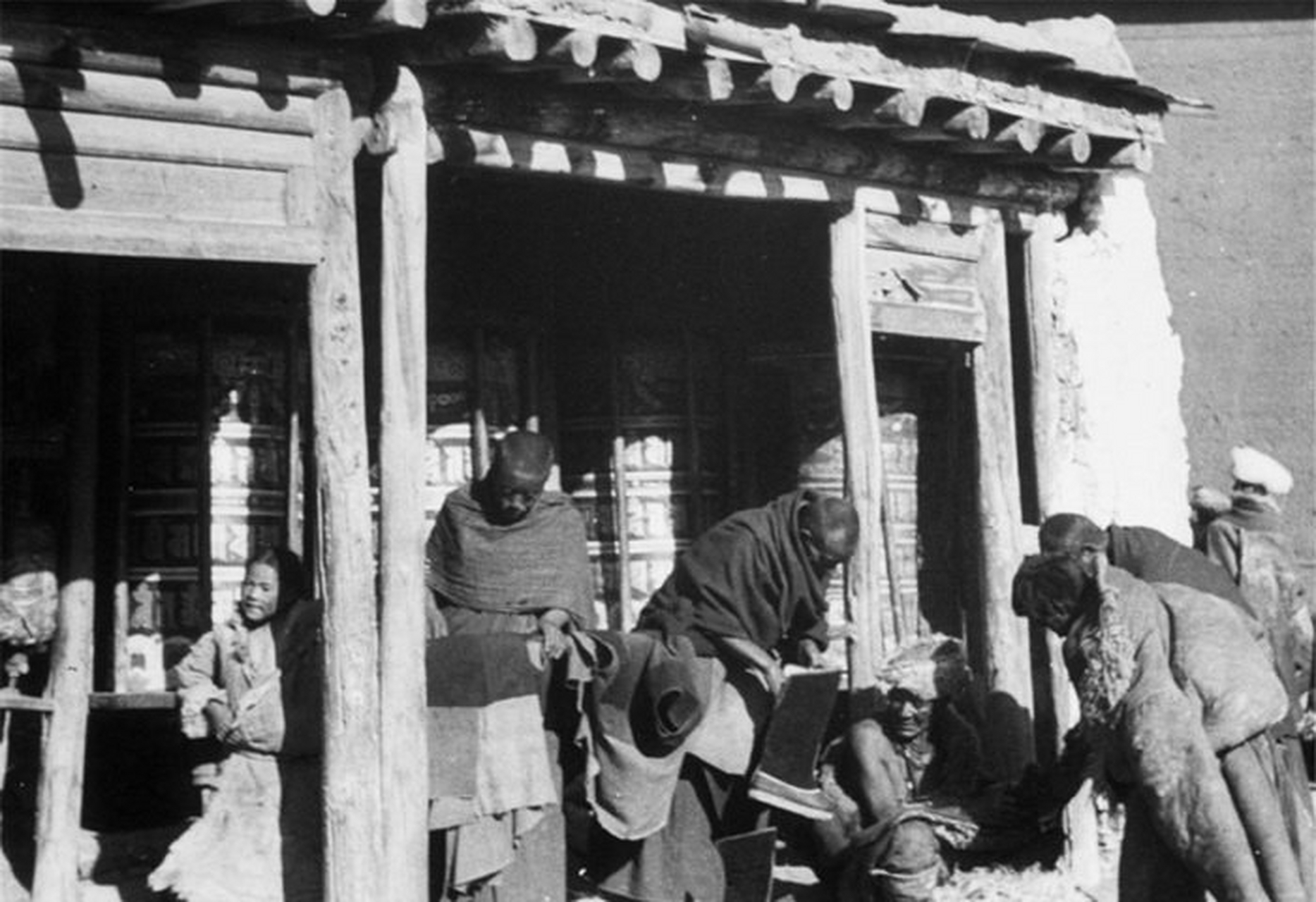 1930年代的甘肃夏河老照片,主要拍摄的是位于甘肃夏河县的拉卜楞寺及