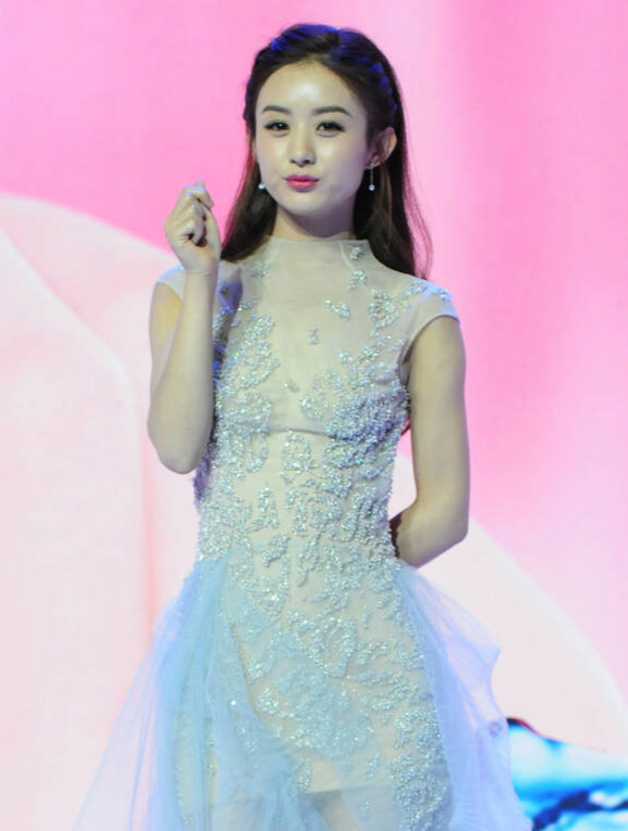 赵丽颖尴尬领奖汪涵主持全程靠提词器金鹰节为何争议不断5