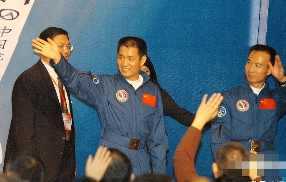 回顾聂海胜妻子在丈夫上太空前提出离婚如今生活自在洒脱