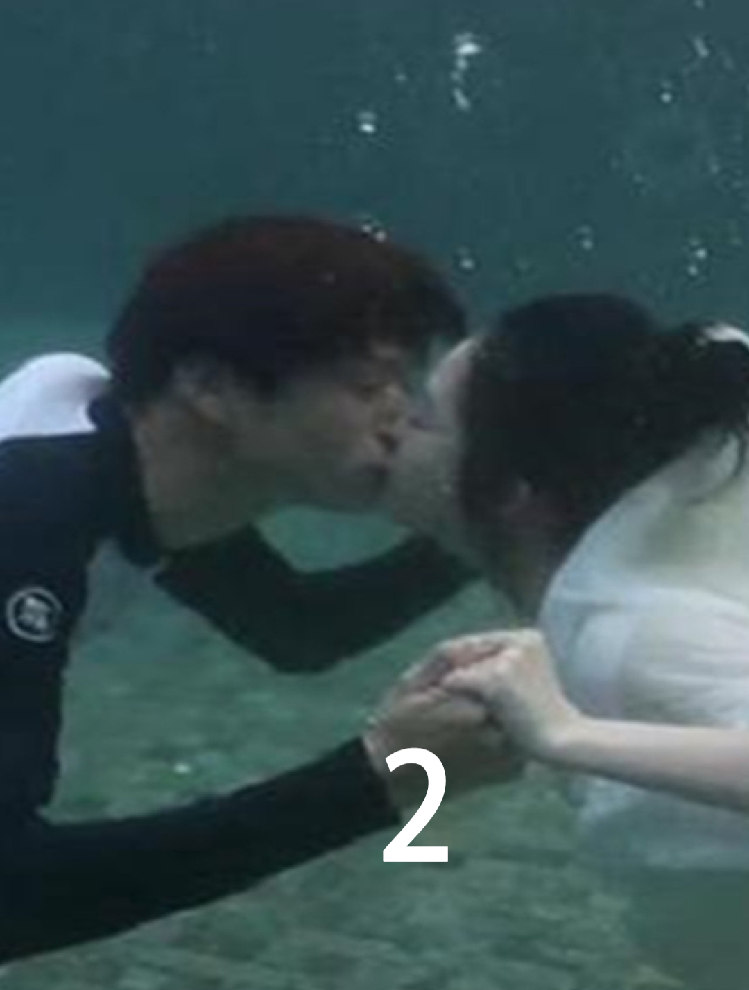 李沁为何至今不谈恋爱?看到她泳装照后,网友:一般人真不敢娶!