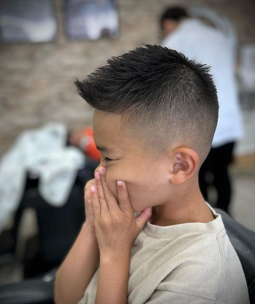 最帅小男孩发型来了,剪完很有型,赶快收藏吧  对于爱美的小男孩来说