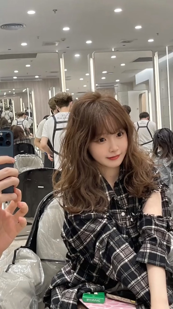 齐肩法式烫发甜美又气质温柔仙气卷发