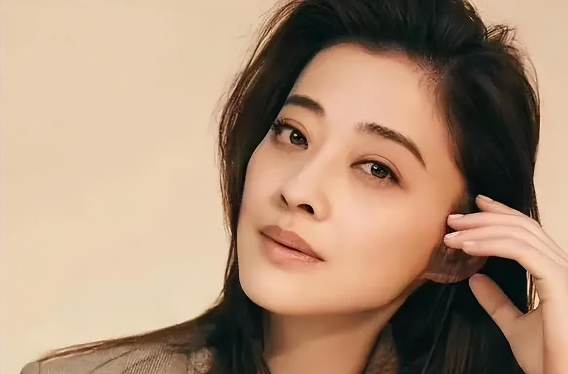 殷桃的痣,梅婷的黑眼圈,娱乐圈坚决不整容的女星,我只服这6位