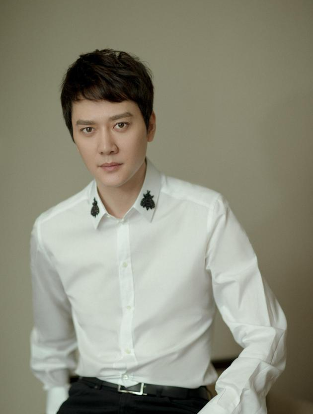 冯绍峰爱了倪妮3年却转身娶了赵丽颖,网友:倪妮输在哪?