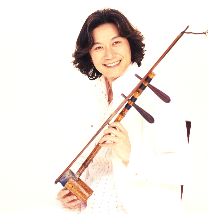 回顾南京男旦演员吴汝俊:娶大21岁日本妻子,曾与安倍夫人同游北京