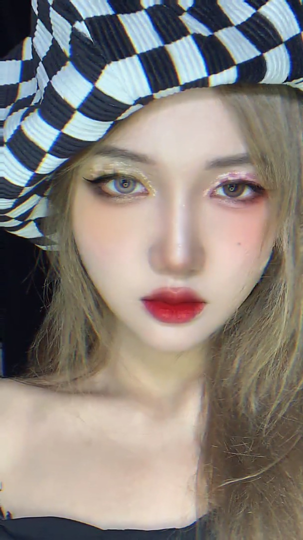 棋盘格妆容|蹦迪约会拽翻全场 超a妆 酷酷拽姐妆