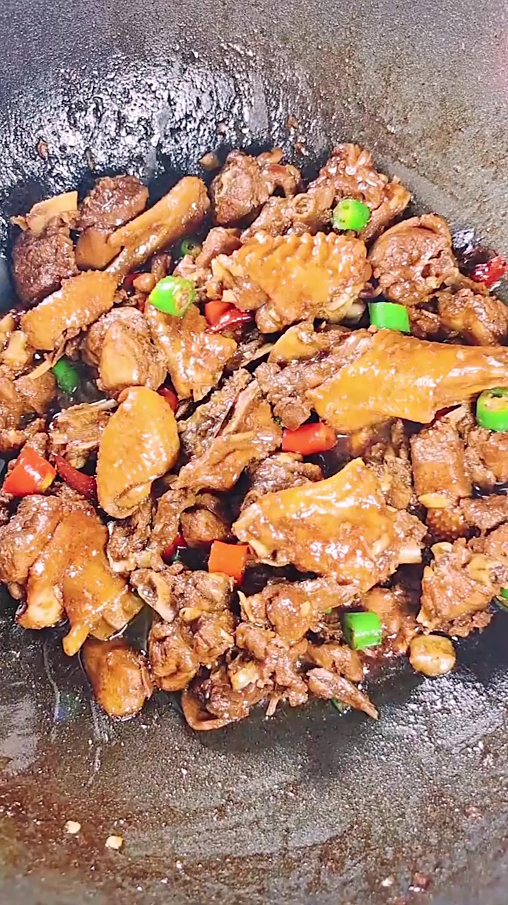 饭店干锅啤酒鸭做法!进来学会