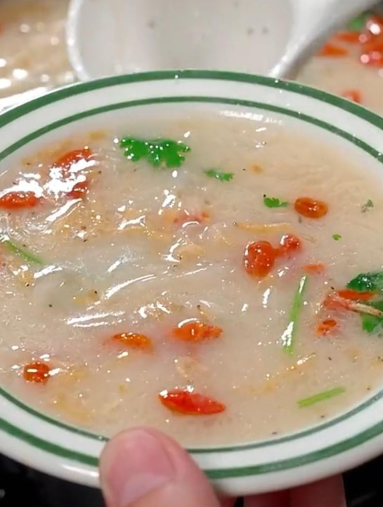 这样做的萝卜虾皮汤汤鲜味美