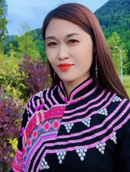 贵州山歌:妹是鲜花,哥想采花快快来-度小视