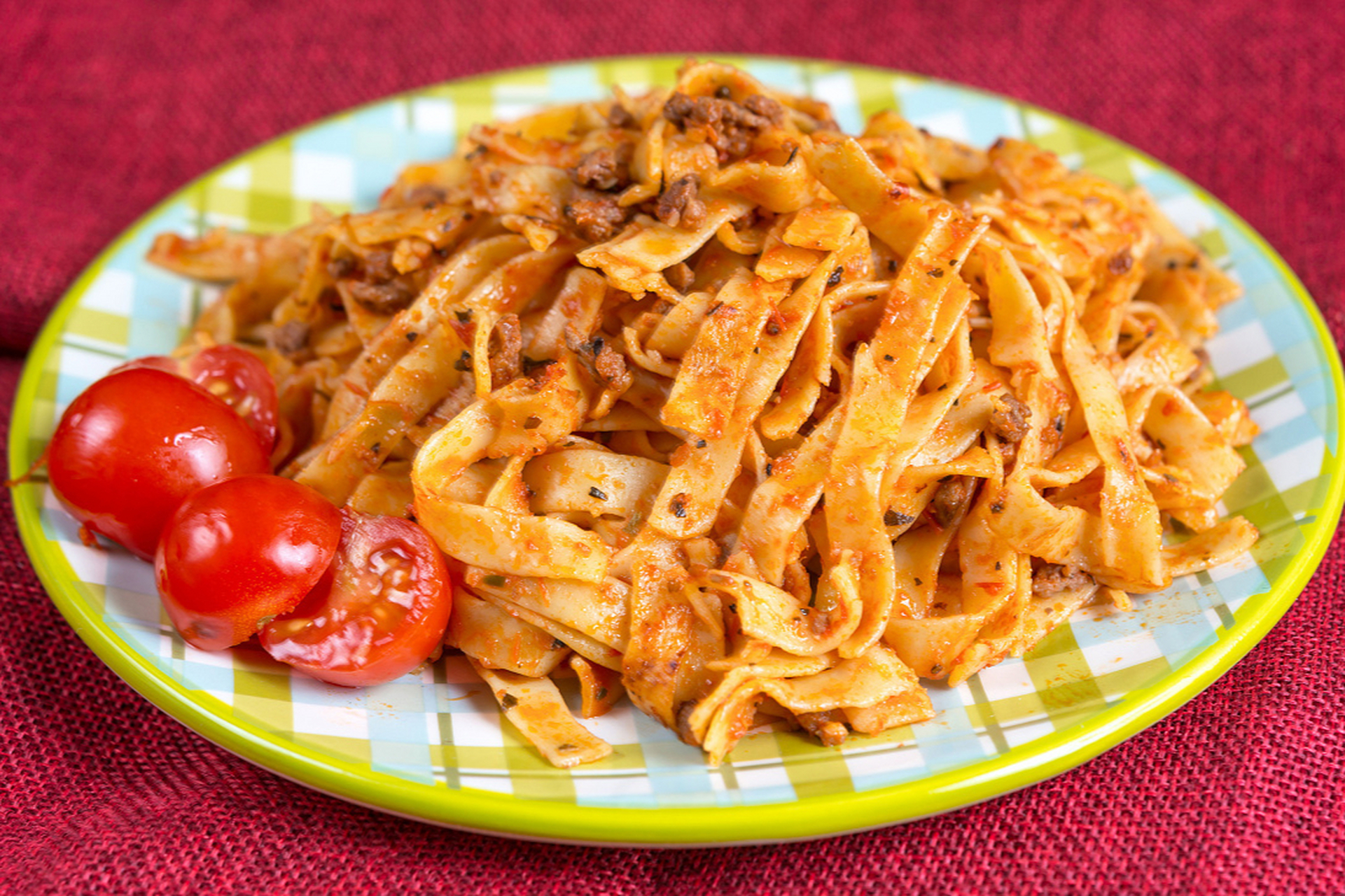 [原文:牛筋面凉拌起来好