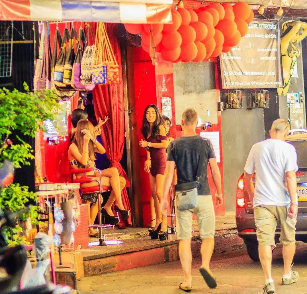 当地穷人地狱白人寻欢天堂柬埔寨为何这么乱美国是罪魁祸首