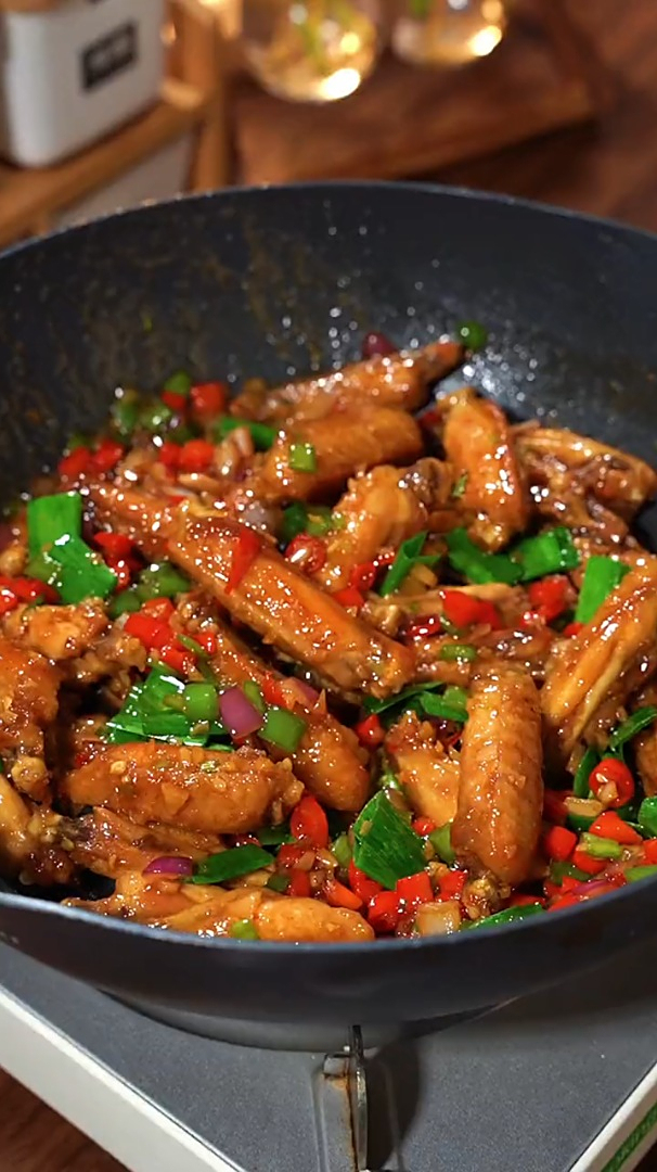 香辣鸡翅,家常版!