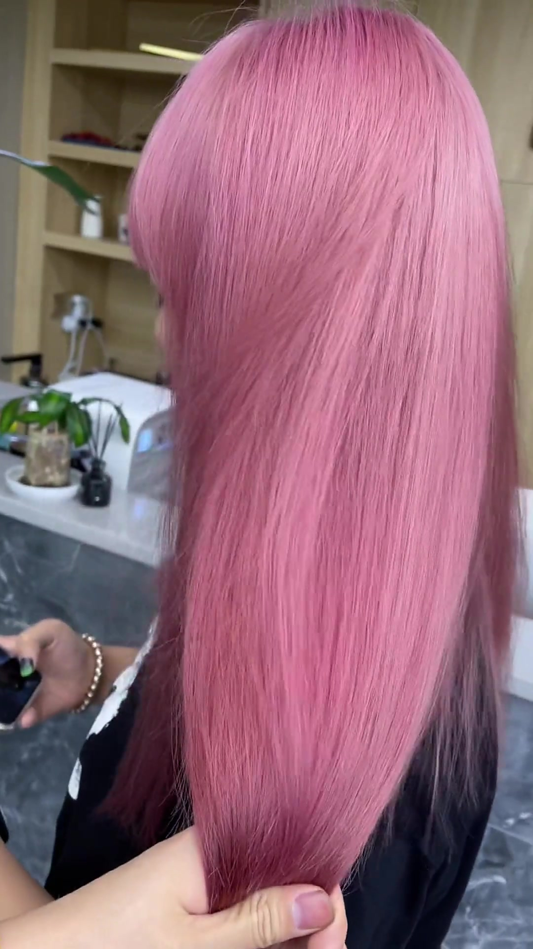 少女感满满的显白樱花粉 谁染谁嫩仙女发色