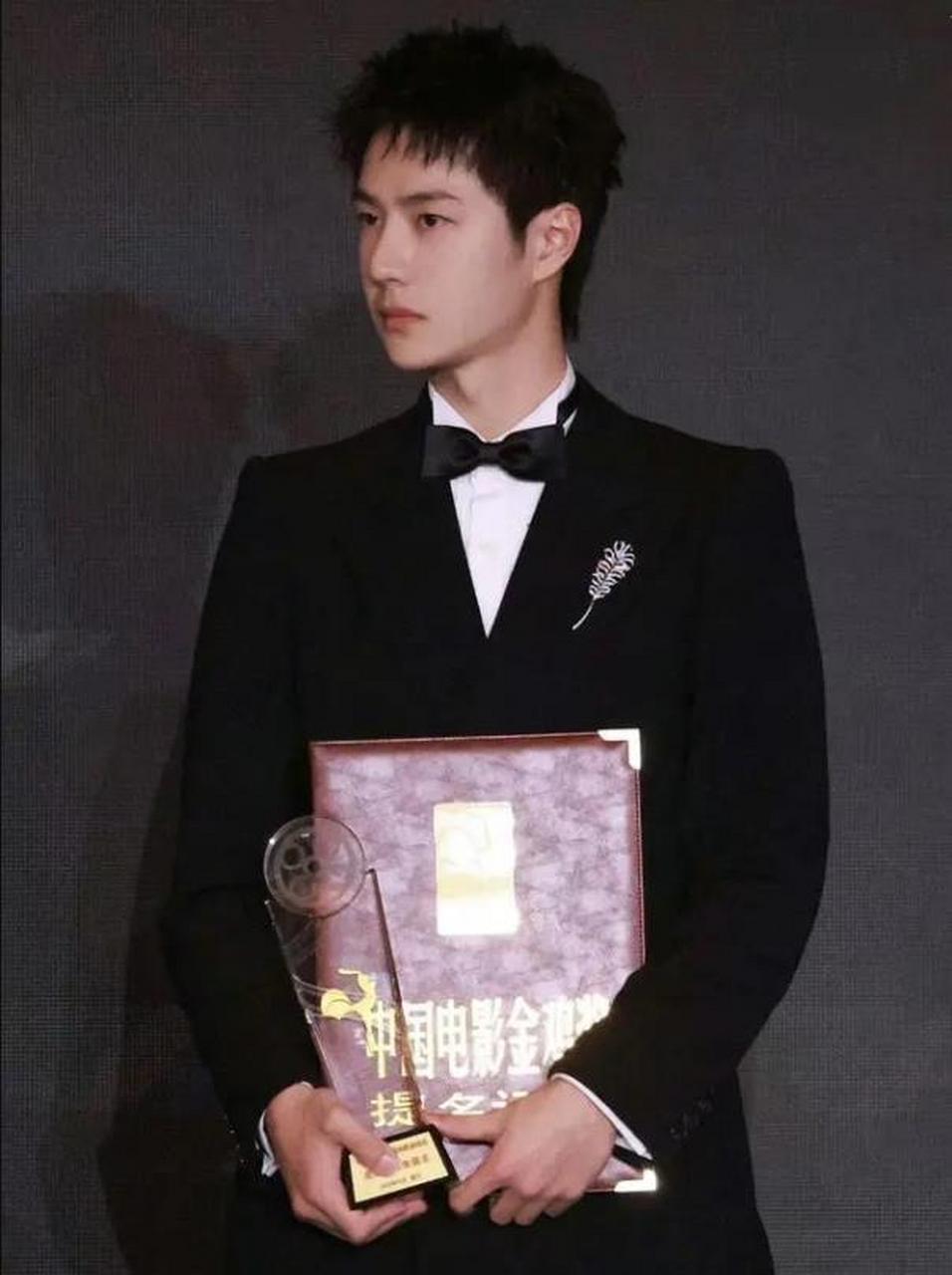 湖南卫视跨年晚会嘉宾名单曝光,包括王一博,王鹤棣,成毅,龚俊等热门