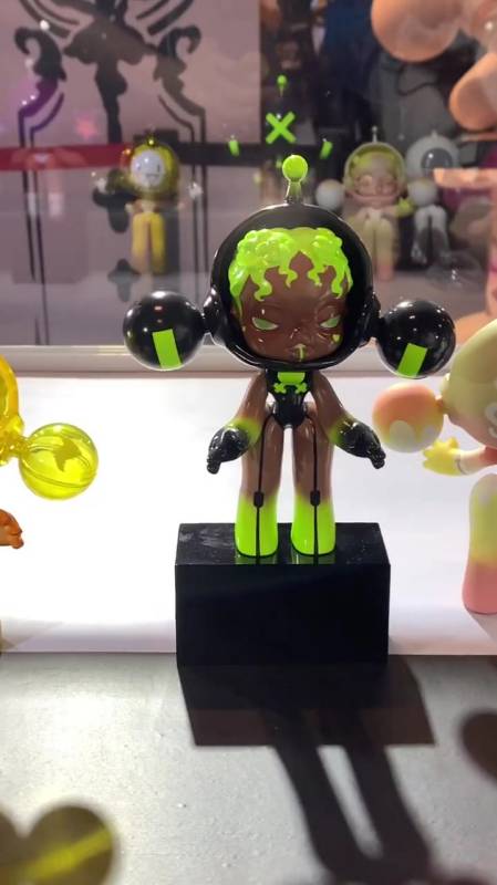 上海国际潮流玩具展skullpanda密林古堡
