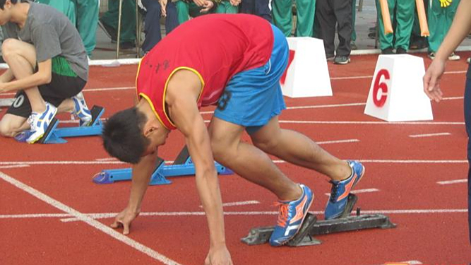 400米跑步的技巧