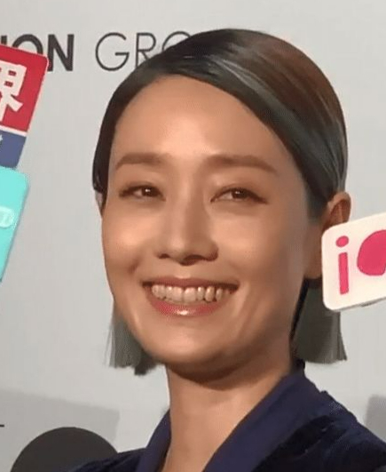 女明星马伊琍的致命缺陷竟是牙齿,网友:少抽点烟吧