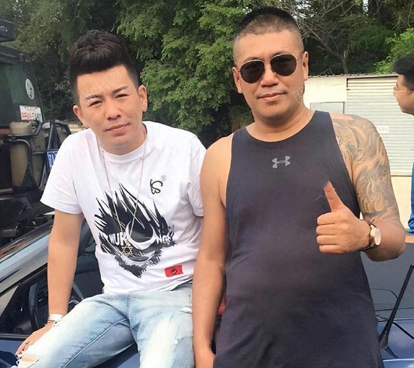 曾经的网红赵本六因"鹤岗一战"声名扫地,复出后拜"二驴"为师,但第二位