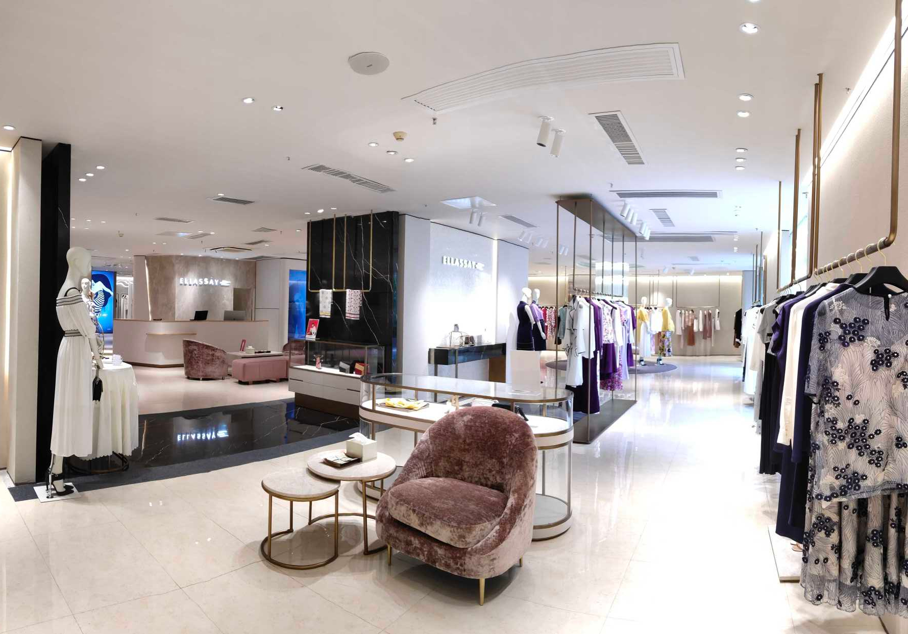 商业照明:高端服装店灯光领导者