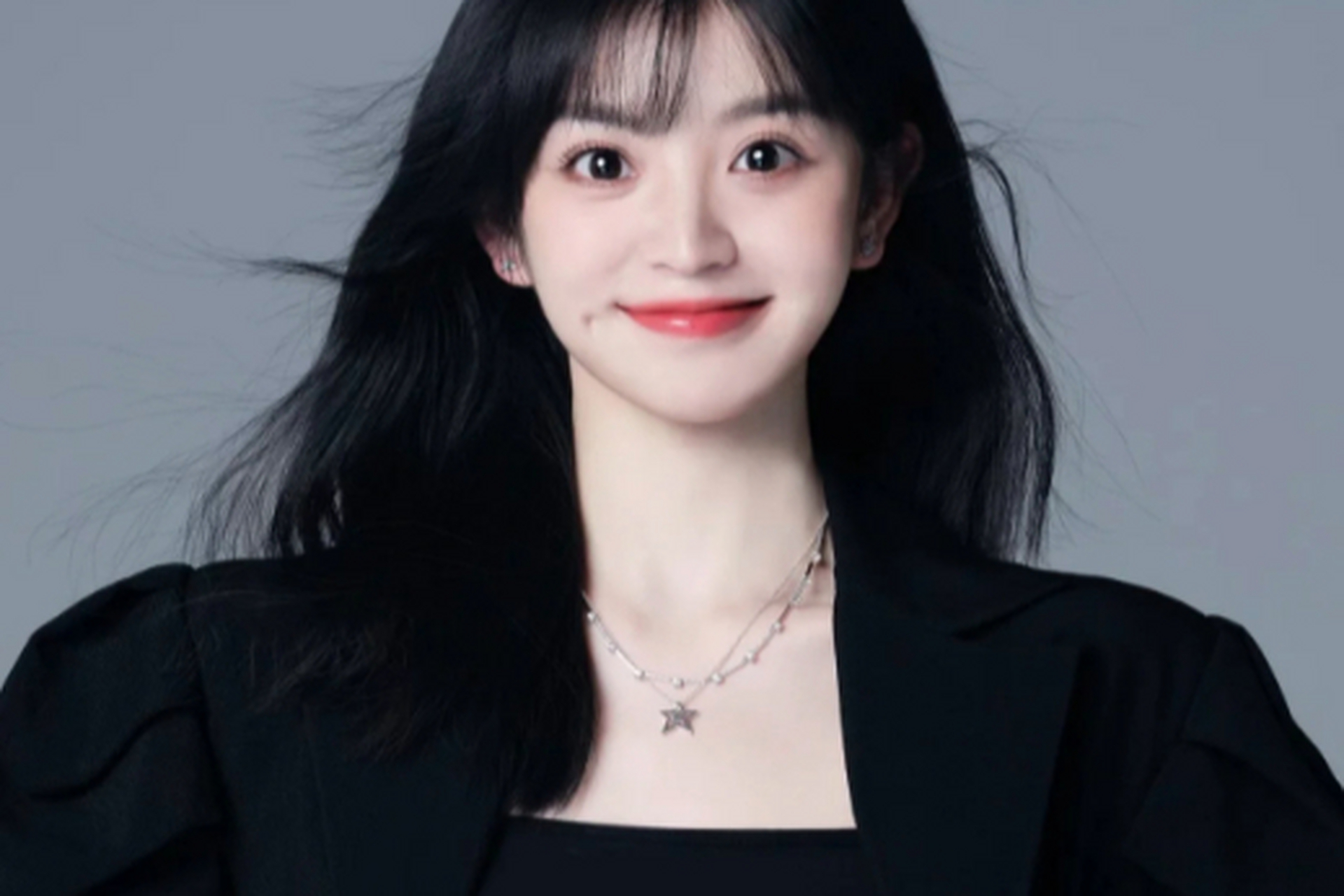 女明星的美白养肤秘籍包括:1.