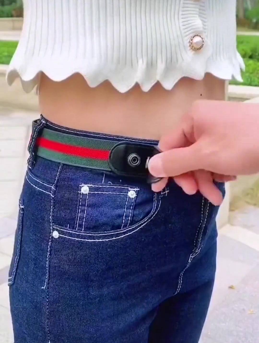 普通皮带勒腰用这个懒人皮带大小可以调节穿脱都方便