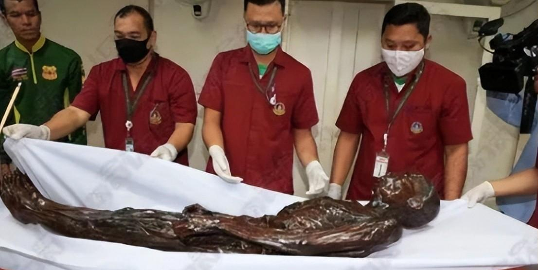 回顾:华裔"食人魔"细伟,被泰国制成干尸展览60年,本为广东潮汕人