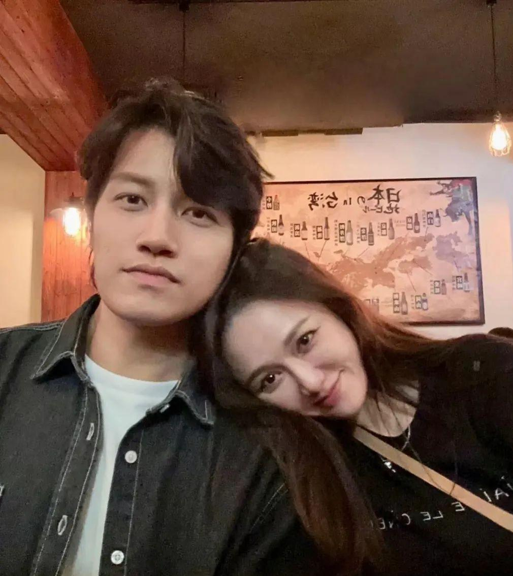 44岁陈乔恩近照曝光,分享比基尼游泳现状,女方真实身材全曝光