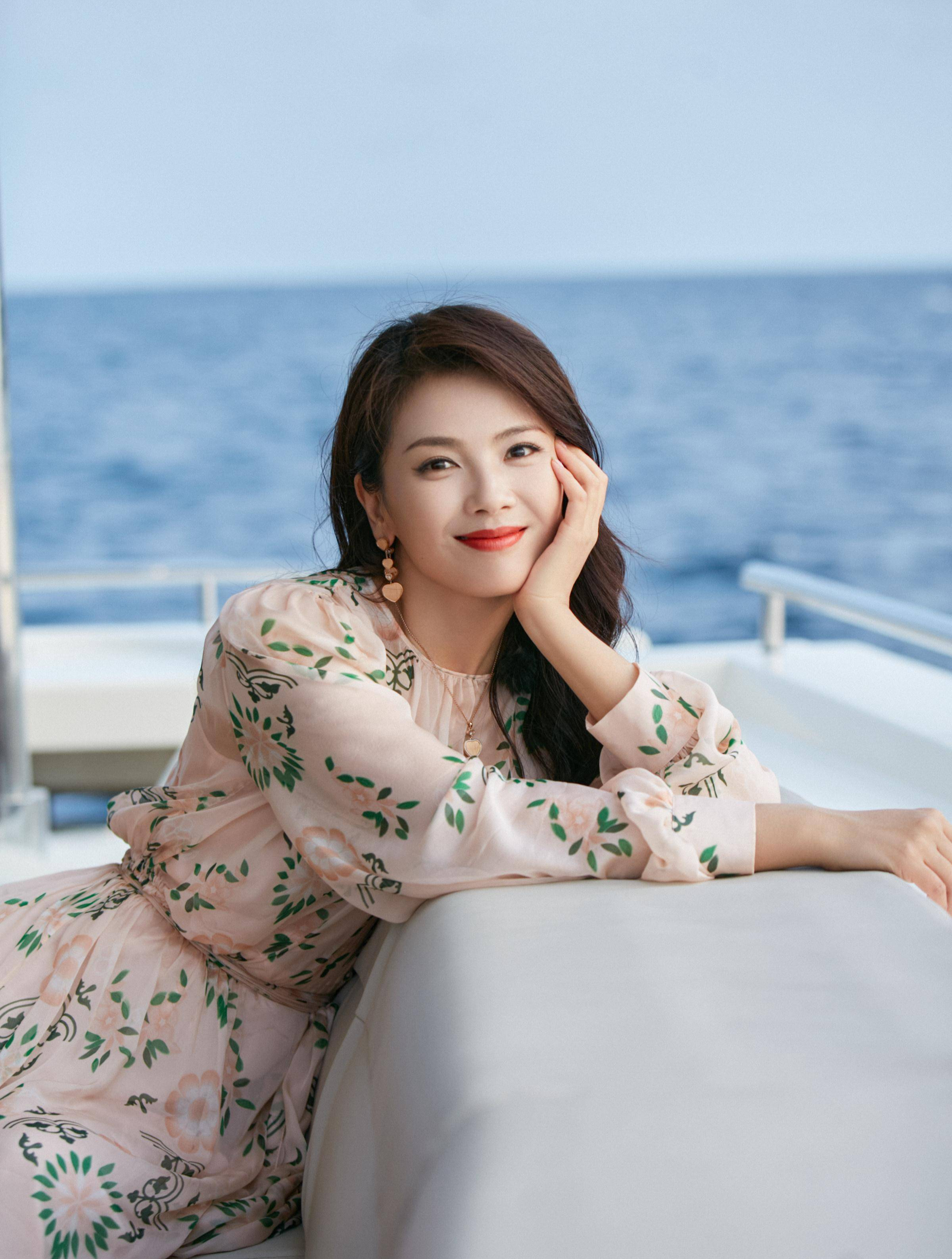 刘涛参加活动,意外走光,简直是大型社死现场3-度小视