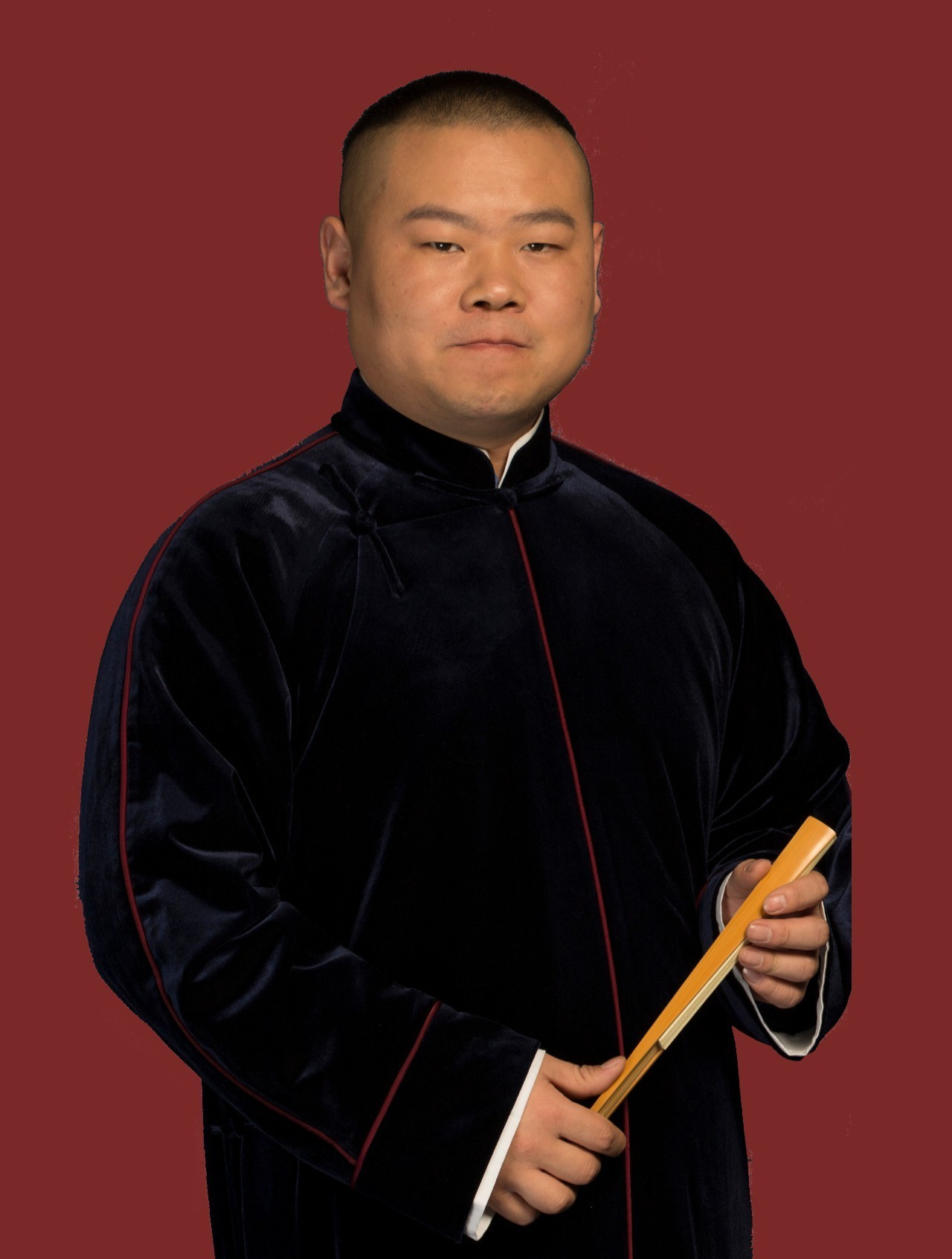 相声《看病》:岳云鹏爆笑调侃于谦癌症最晚期,台下观众乐开花2-度小视