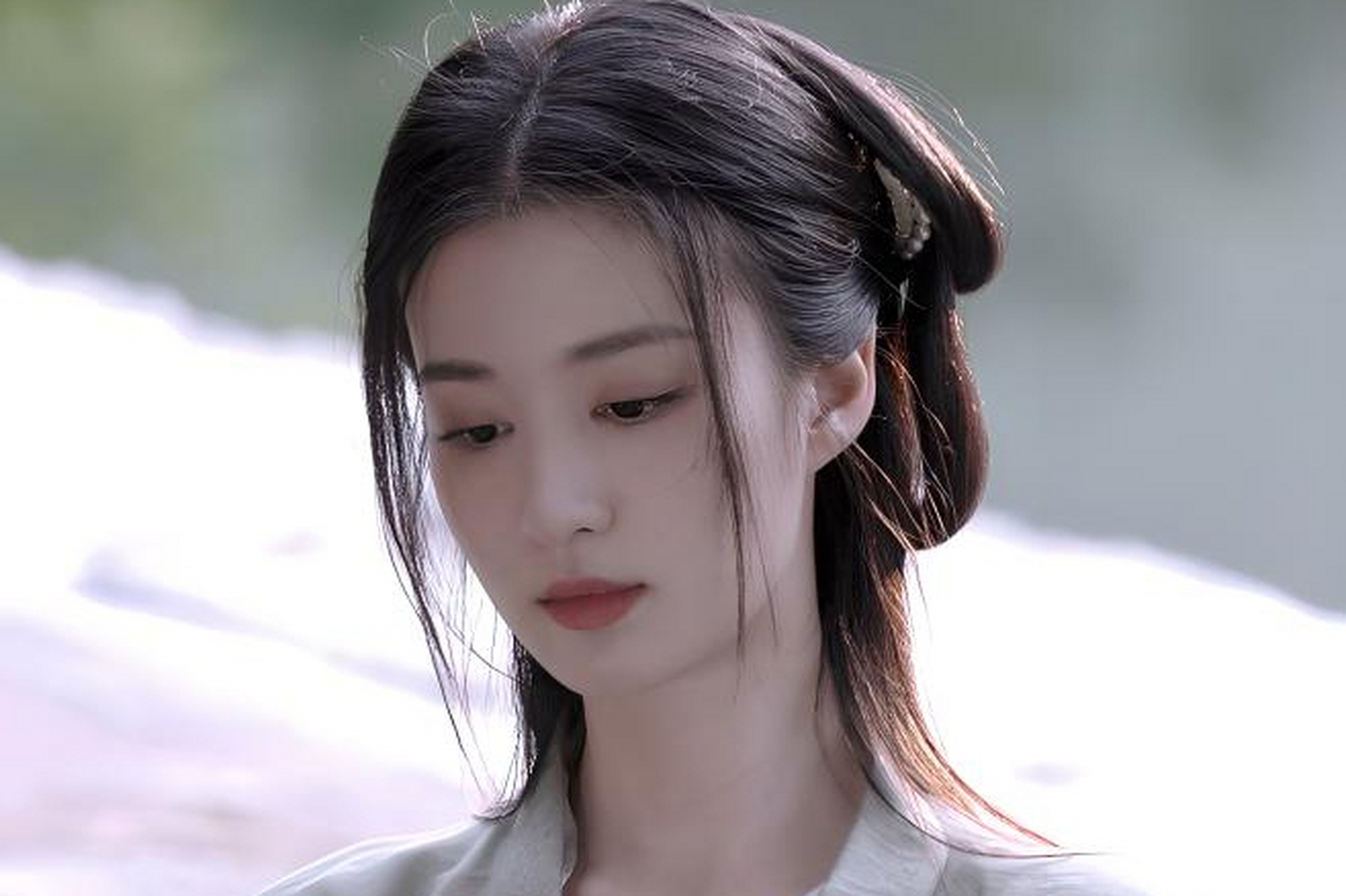 王楚然是上海金淀影视文化有限公司旗下艺人,曾参演古装传奇剧《将军