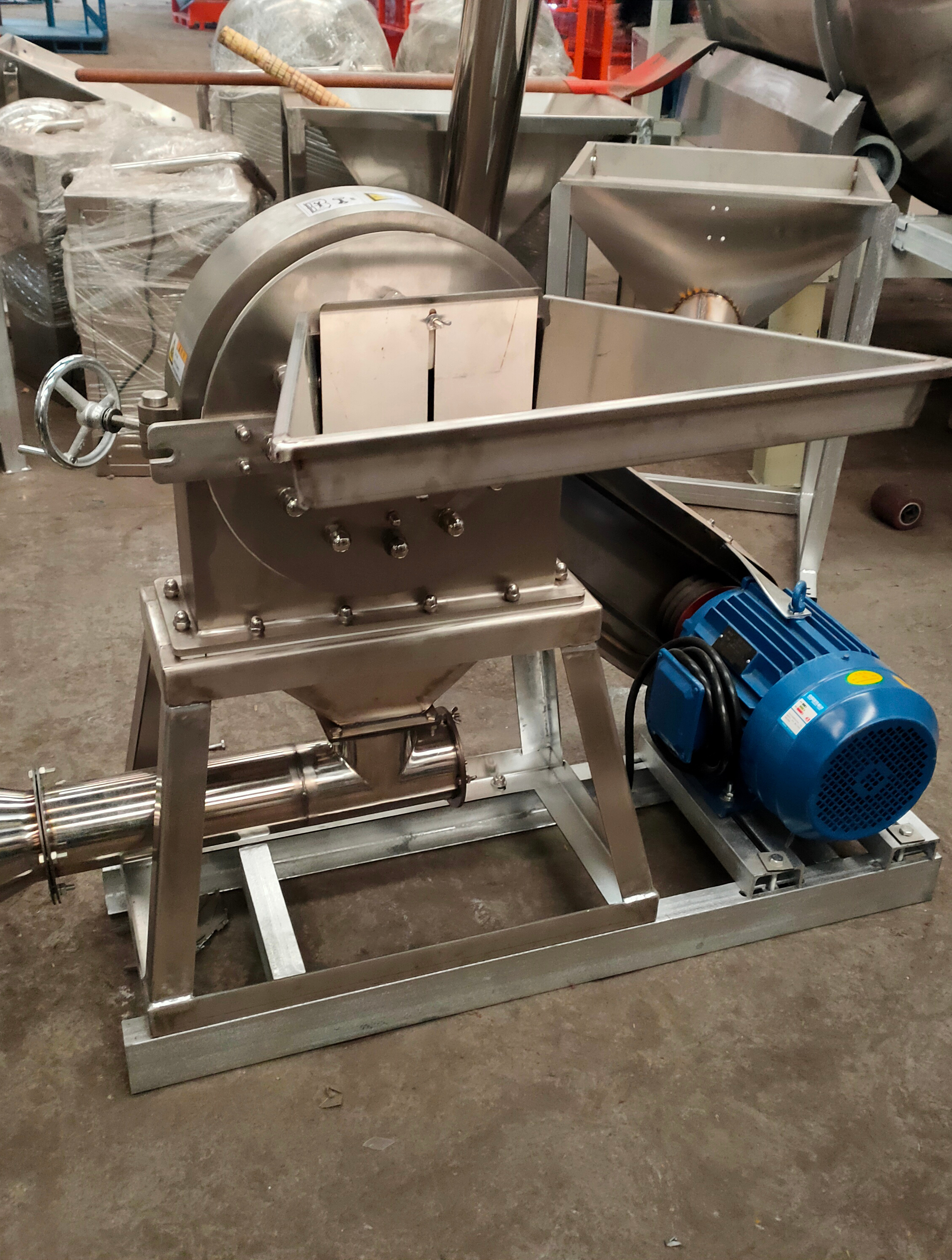 长途运输的不锈钢齿盘粉碎机是怎么包装的?看视频学经验-度小视