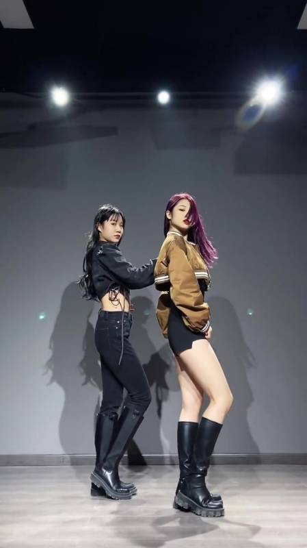 exid艾迪这首歌当年真的是杀疯了