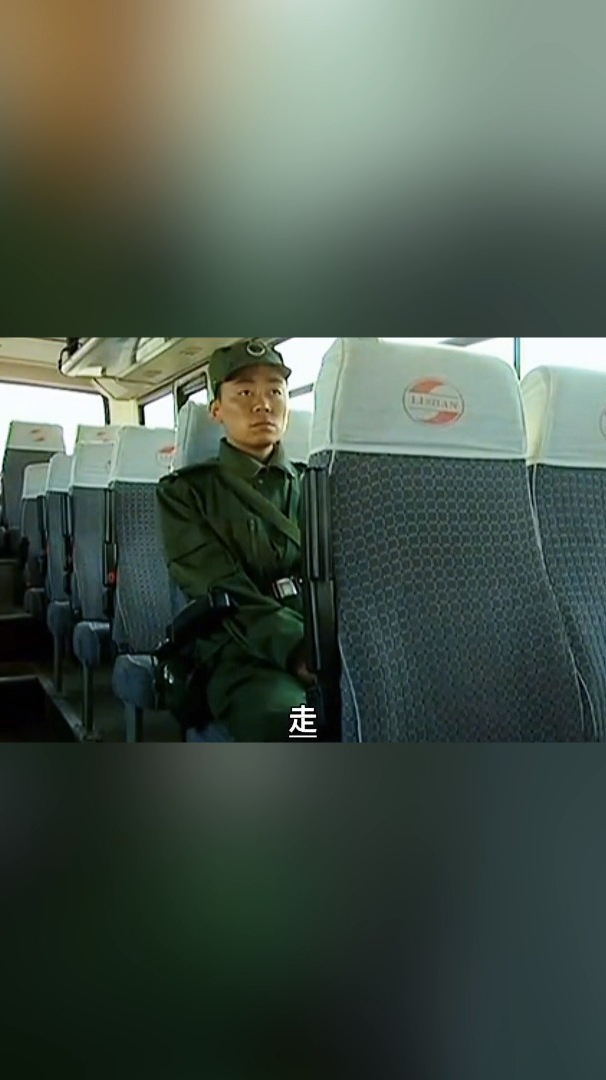 许三多被分配到草原五班